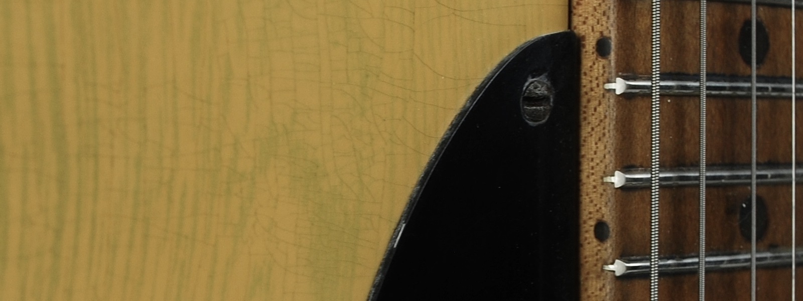 Home - Pin-Up Custom Guitars Home - Pin-Up Custom Guitars